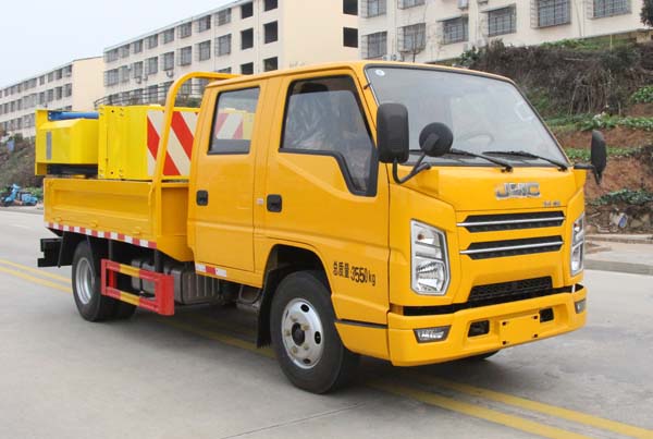 JMC����p���{(l��n)�Ʒ�ײ܇(ch��)|CLT5042TFZJX6�ͷ�ײ���_܇(ch��)